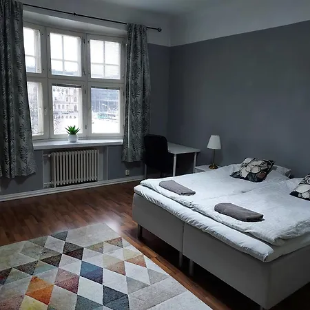 Stylish With Stunning Views Of The Railway Square 74m2 Helsínquia