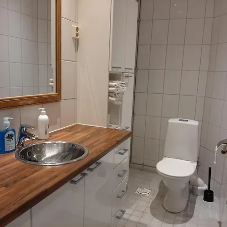 Stylish With Stunning Views 76 M2