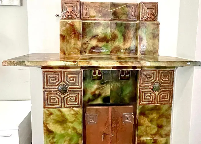 Stylish With Stunning Views 76 M2 شقة