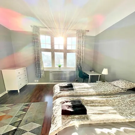 Stylish With Stunning Views 76 M2